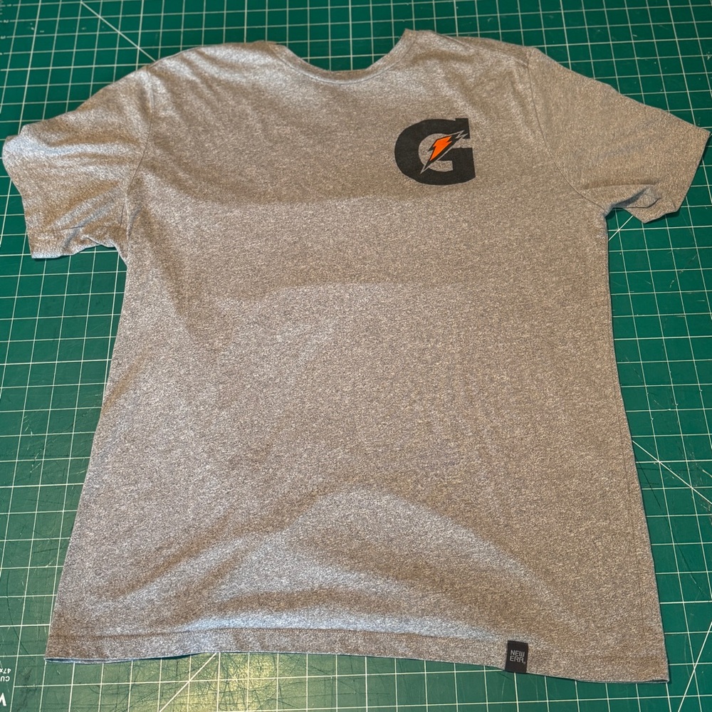 Gatorade Heather Gray Men's Short Sleeve Tee